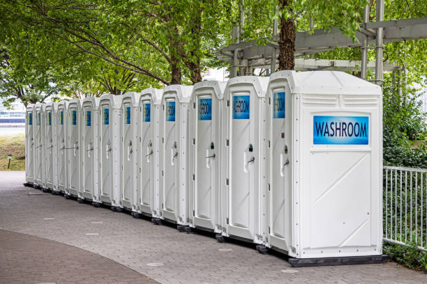 Porta potty delivery and setup in Scenic, AZ